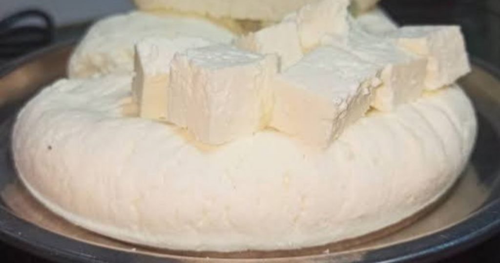 स्वरोजगार की जीती जागती मिसाल, उत्तराखंड का पनीर गाँव