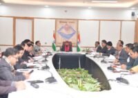 राजस्व वृद्धि के लक्ष्यों पर मुख्य सचिव की सख्त निगरानी, की समीक्षा बैठक