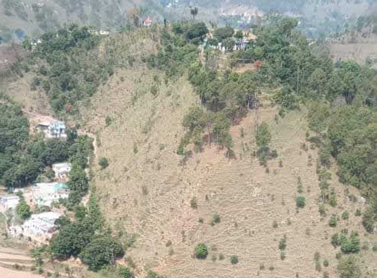 कनारीछीना बिनूक पतलचौरा के लोगों का सड़क सपना अधूरा, 24 सालों से कर रहे इंतजार