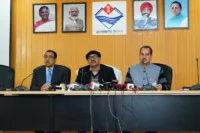 देवभूमि उद्यमिता योजना के तहत दून विश्वविद्यालय में दो दिवसीय मेगा स्टार्टअप समिट का आयोजन देवभूमि उद्यमिता योजना के तहत दून विश्वविद्यालय में दो दिवसीय मेगा स्टार्टअप समिट का आयोजन