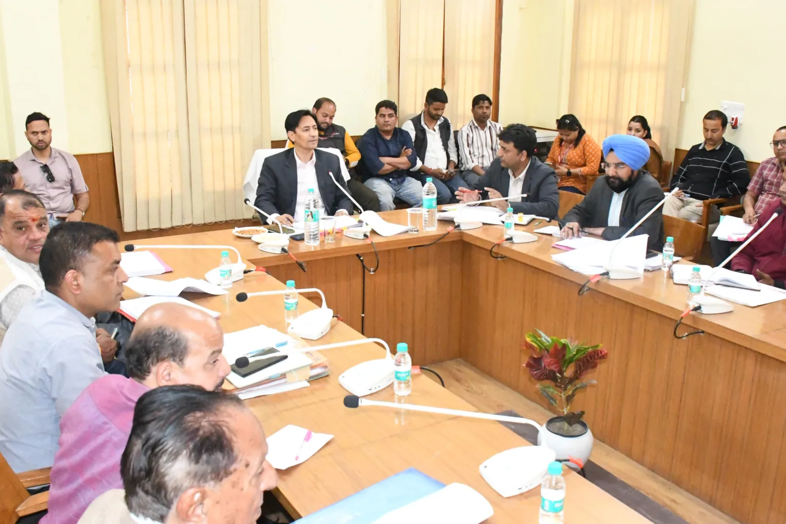 हल्द्वानी में 21 जून से शुरू होगी सिटी बस सेवा, शहरवासियों को मिलेगी राहत 1 हल्द्वानी में 21 जून से शुरू होगी सिटी बस सेवा, शहरवासियों को मिलेगी राहत