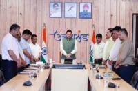 पहलगाम आतंकी हमले के मृतकों को मुख्यमंत्री धामी ने दी श्रद्धांजलि, जताया गहरा शोक पहलगाम आतंकी हमले के मृतकों को मुख्यमंत्री धामी ने दी श्रद्धांजलि, जताया गहरा शोक