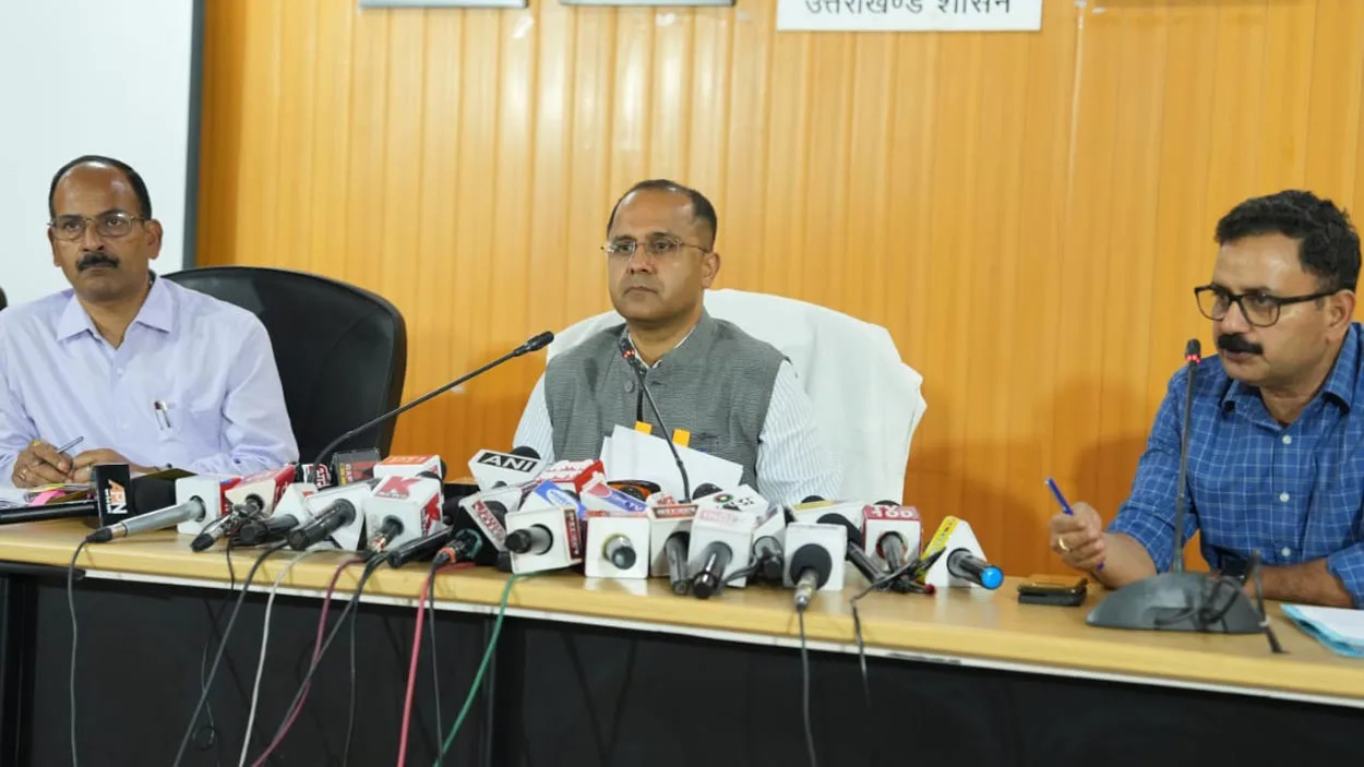 उत्तराखंड कैबिनेट के बड़े फैसले: बदरीनाथ धाम का नव-निर्माण, प्रशासनिक सुधार और जन-कल्याण पर मुहर