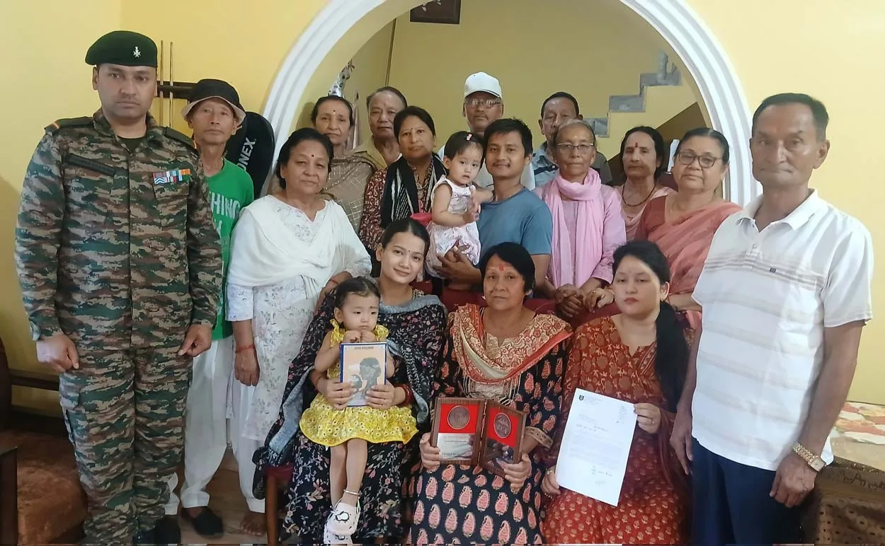 उत्तराखंड में 26वें कारगिल विजय दिवस की धूम: शहीदों को किया गया याद, परिवारों का सम्मान